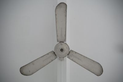 Industrial Fans Lower Energy Bills By Improving The Energy Efficiency of Your Property!